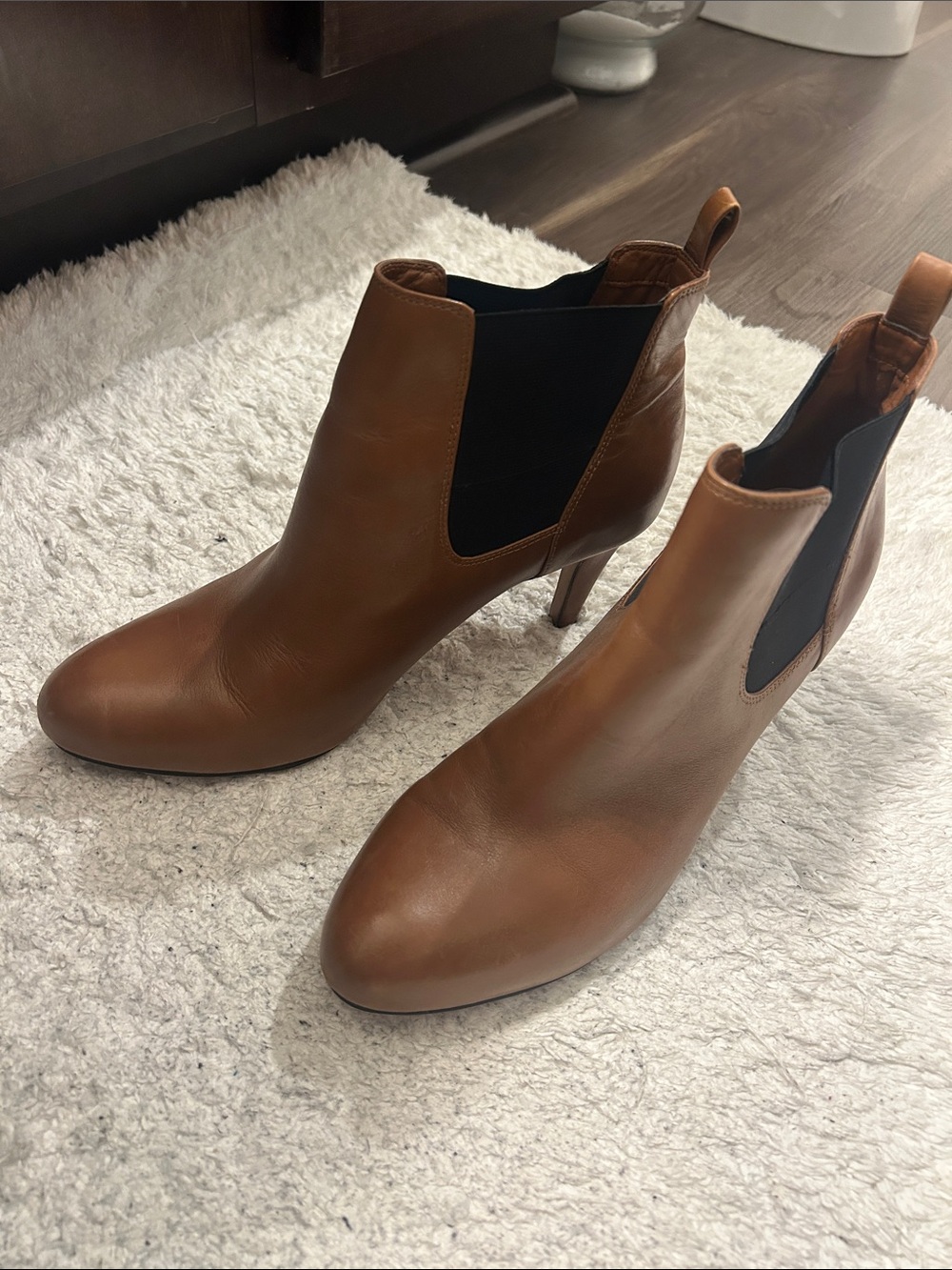 Clarks Carlita Quinn Tan Leather Ankle Booties